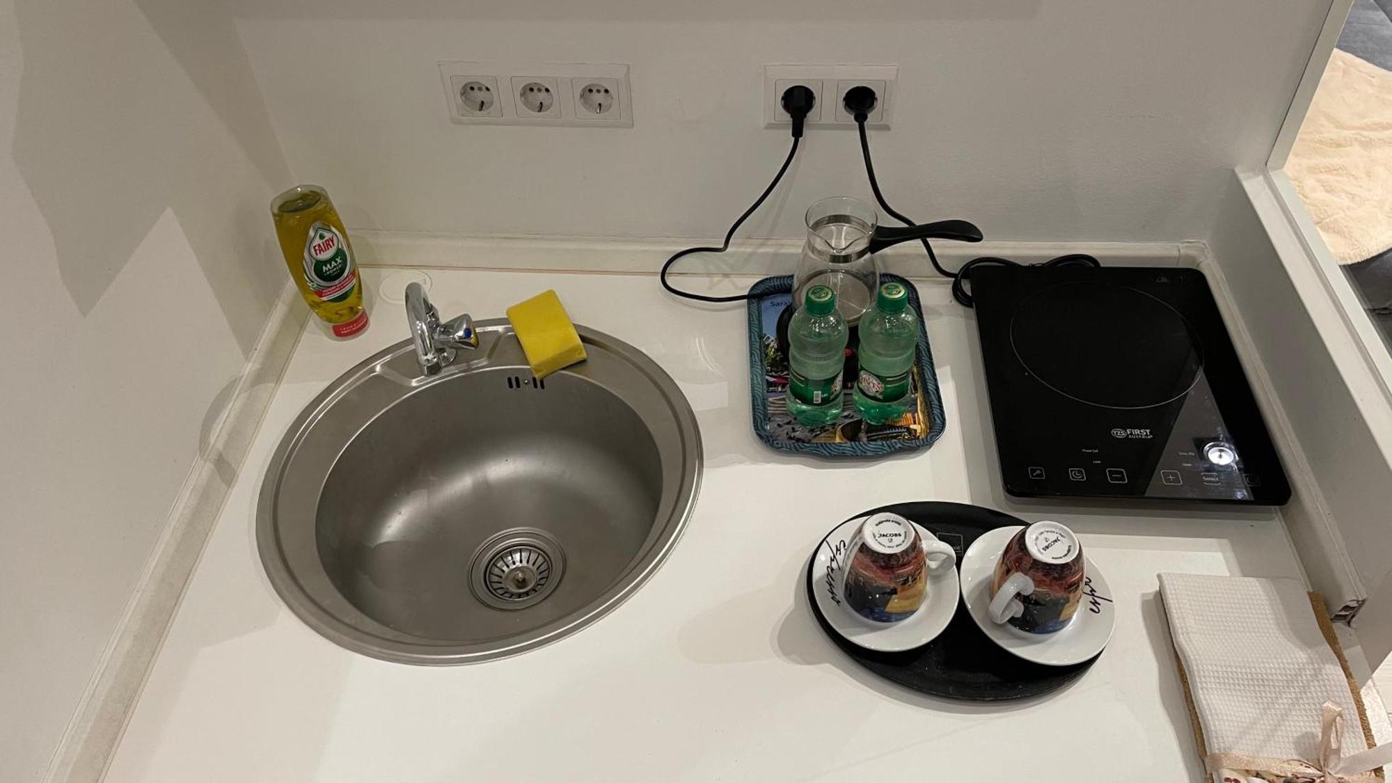 Tim Apartment Sarajevo With Private Parking Экстерьер фото